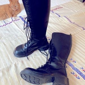 MADE IN ENGLAND 20 eyelet Doc Martins knee-high boots. Make me an offer :-)